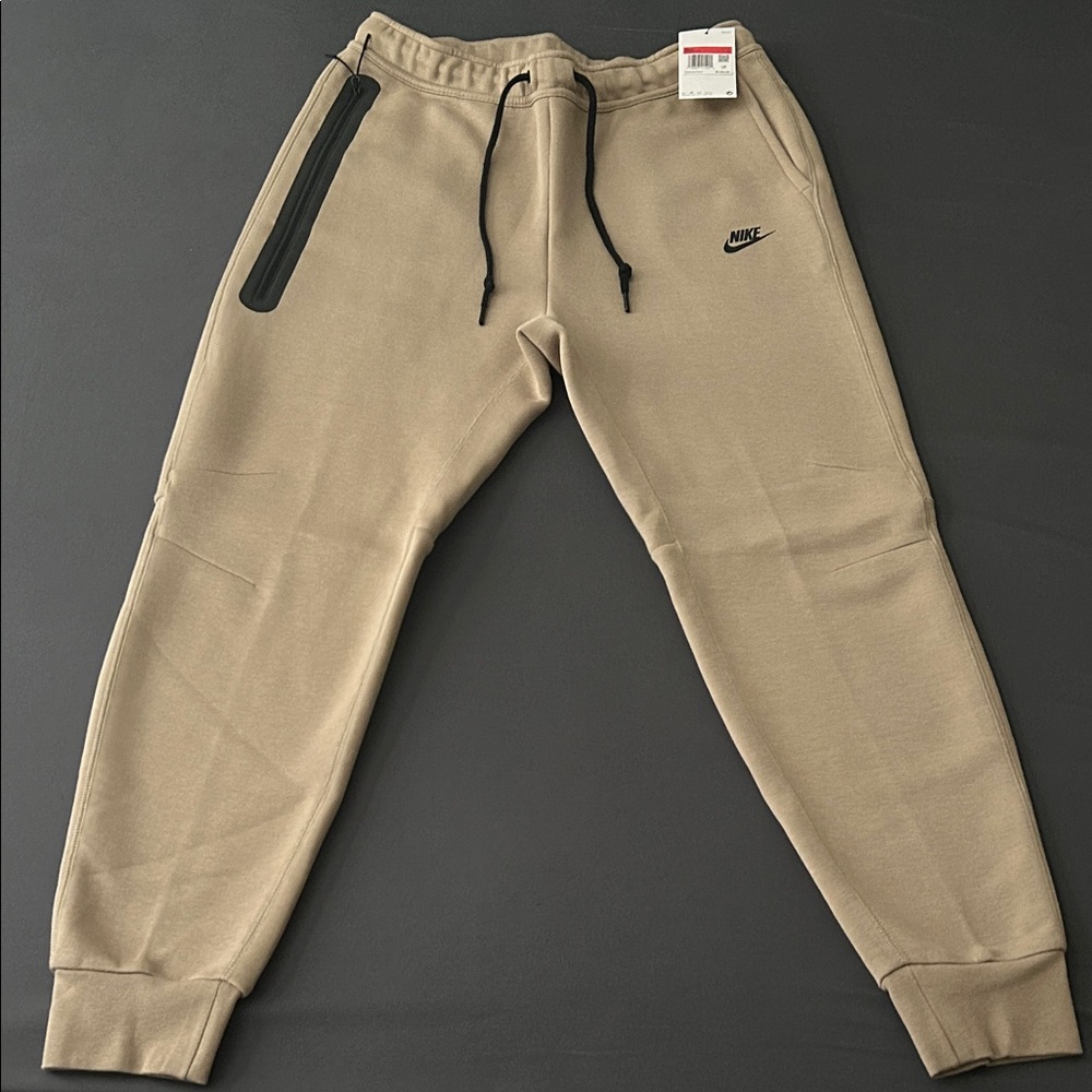 Nike Beige Sweatpants with Black Details